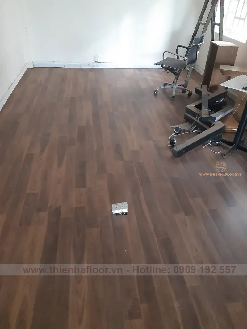 Cong-trinh-lam-san-go-redsun (3)