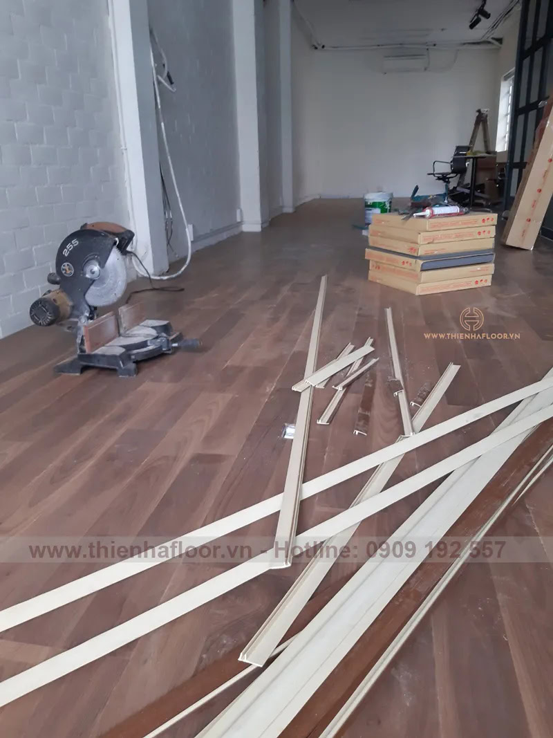 Cong-trinh-lam-san-go-redsun (4)