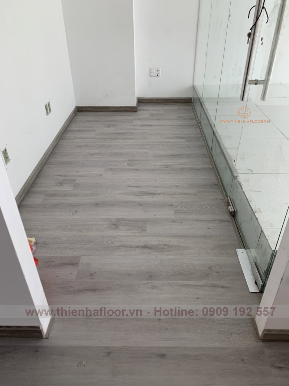 Cong-trinh-san-nhua-aimaru-4212 (4)