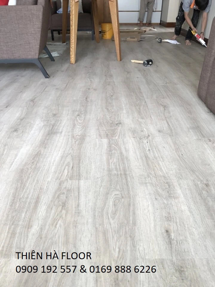 Cong-trinh-thuc-te-san-nhua-aimaru-a4022 (3)