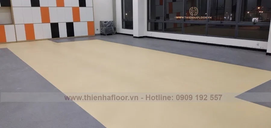 Thi-cong-cai-tao-san-phong-gym-quang-ninh (2)