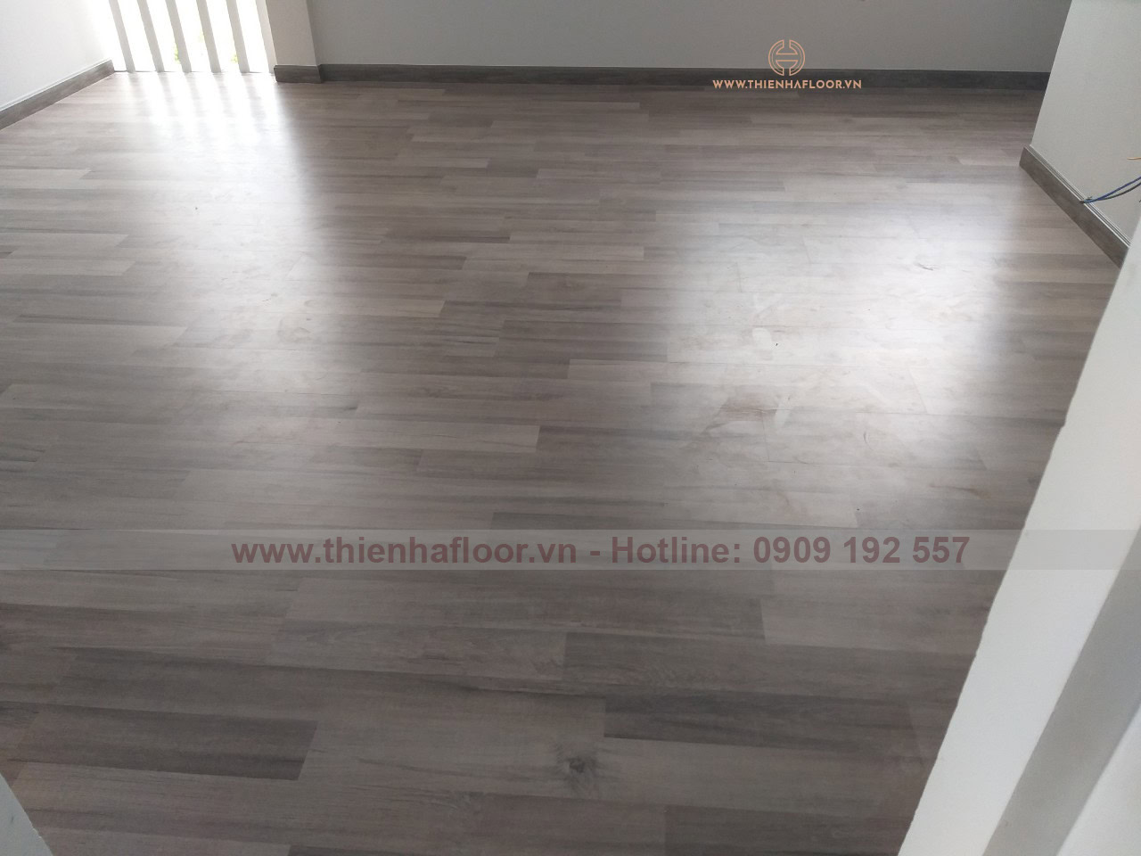 Thi-cong-san-go-inovar-quan-12 (3)