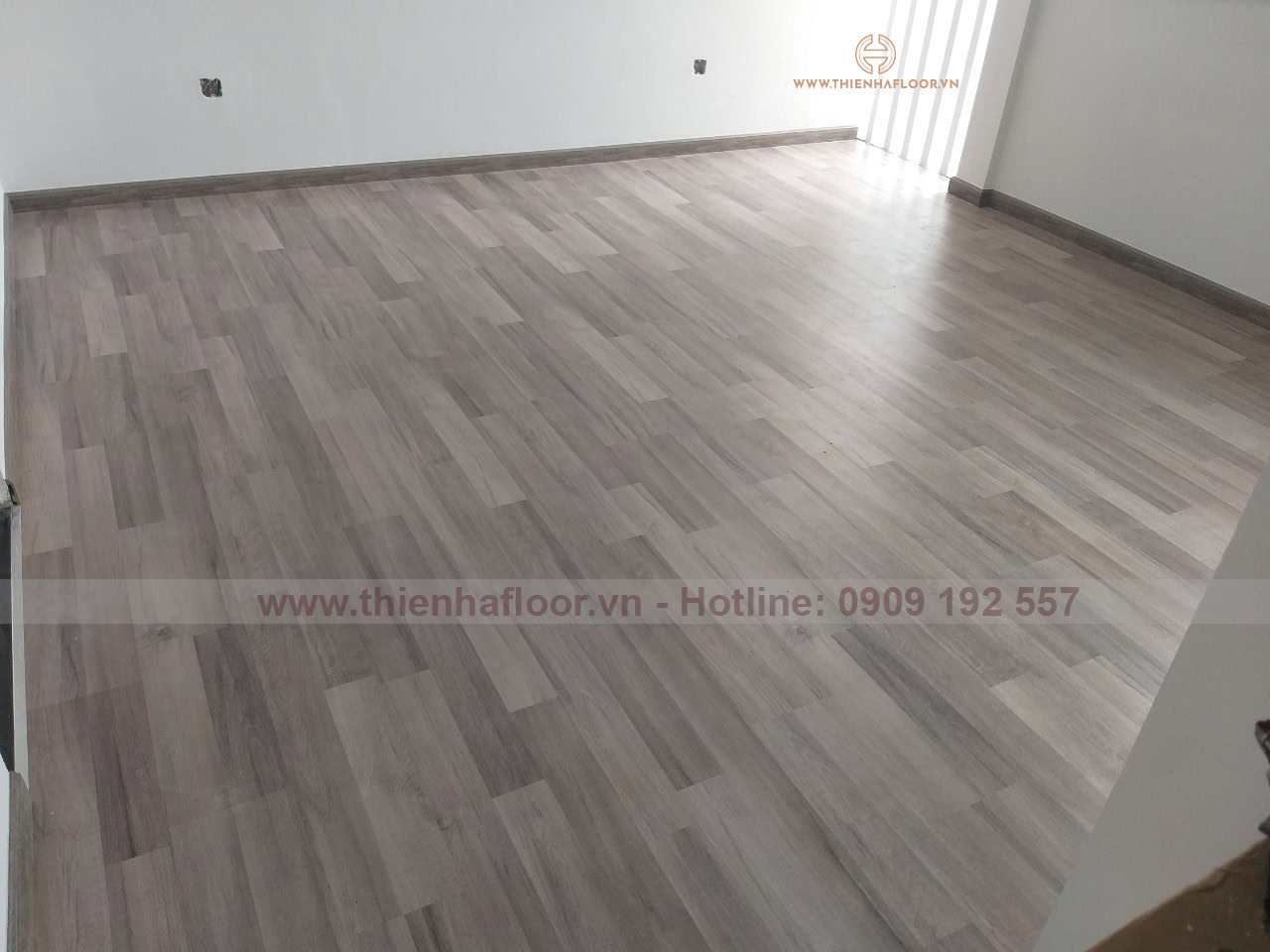 Thi-cong-san-go-inovar-quan-12 (4)