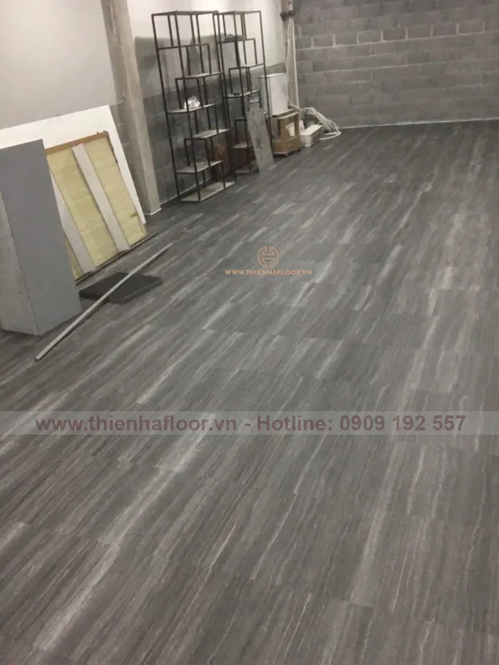 Thi-cong-san-nhua-galaxy-quan-12 (2)