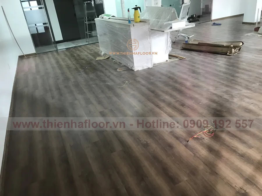 Thi-cong-san-nhua-quan-1 (2)