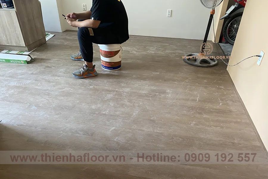 Hướng dẫn lắp đặt sàn nhựa hèm khóa đúng chuẩn nhất 36 Công Trình Thi Công Sàn Nhựa Hèm Khóa Glotex
