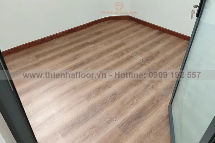 Hướng dẫn lắp đặt sàn nhựa hèm khóa đúng chuẩn nhất 38 Cong Trinh Thi Cong San Nhua Hem Khoa Matfloor