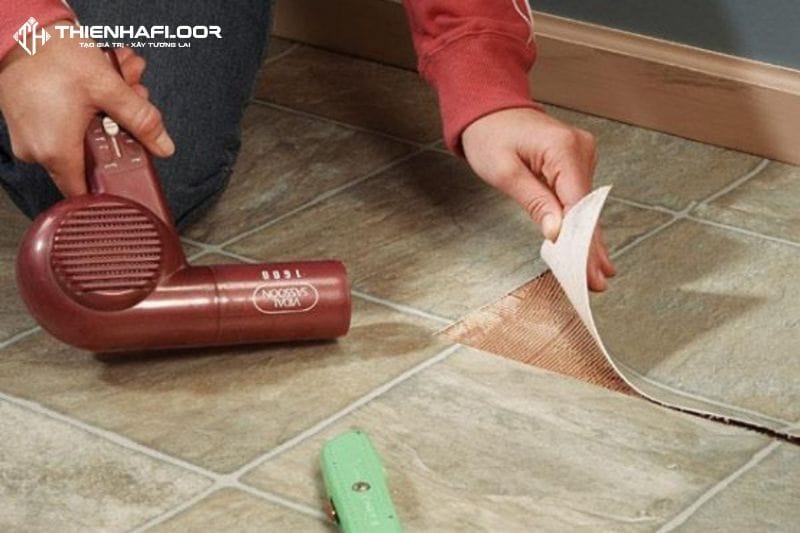 Tẩy keo dán sàn nhựa
