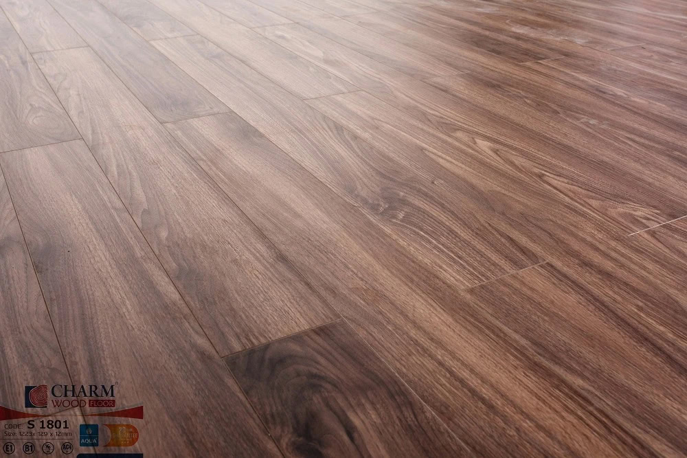 San-go-charm-wood-s1801.jpg