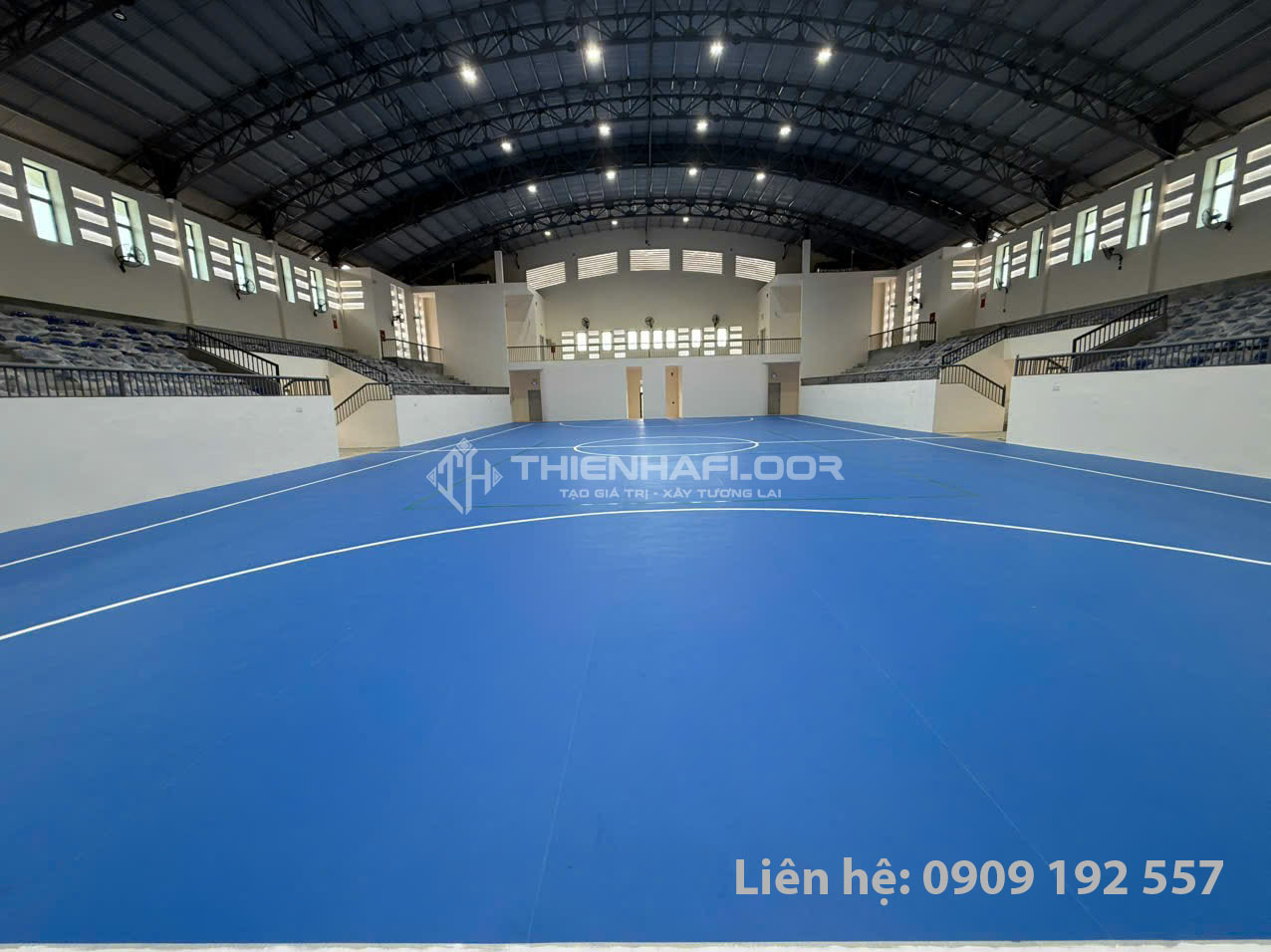 Thi công sàn vinyl thể thao IBTFLOR cho nhà thi đấu 700m² tại huyện KBang - Gia Lai 11 Hoàn Thiện Sàn Thể Thao đa Năng Cho Nhà Thi đấu Tại Gia Lai